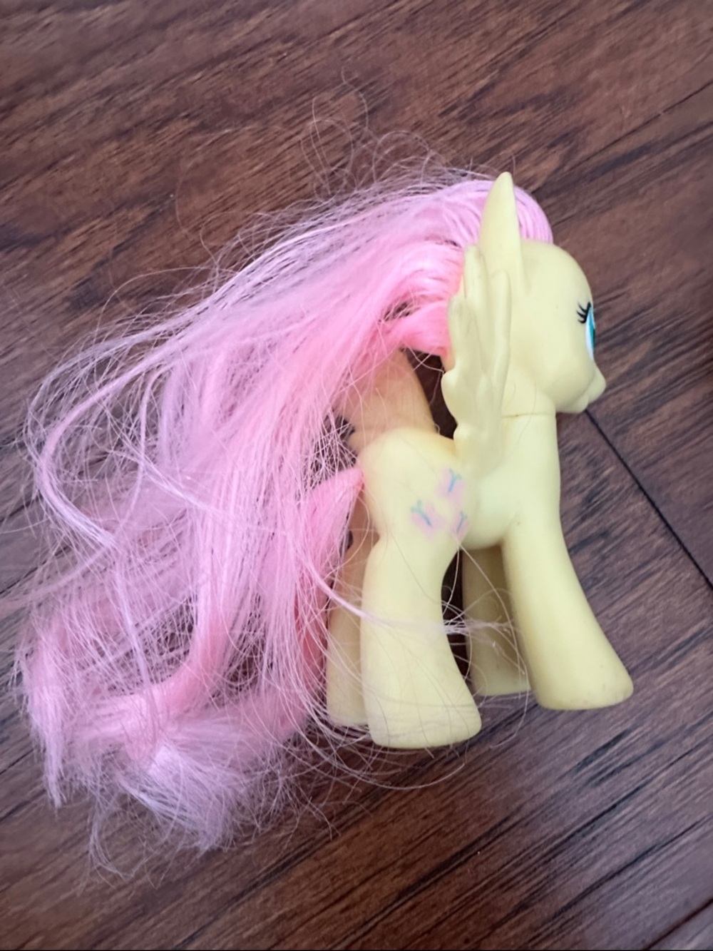 Mythic Mini Pony Figure Set - Yellow, Pink, Blue, Purple - Picture 3 of 7